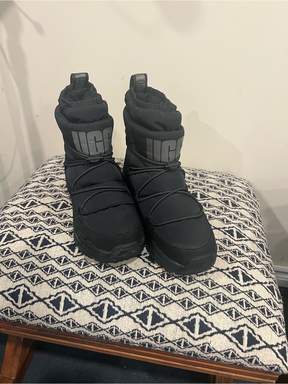 UGG Yose Puffer Mid Black Waterproof Winter Snow Boots 7.5